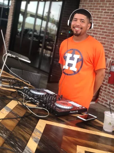 Dj b.davis