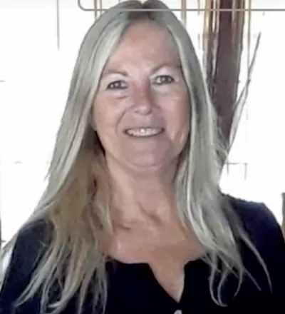 Cynthia Sexton, Licensed Wedding Officiant