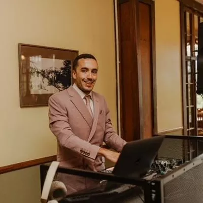 DJ Evolve