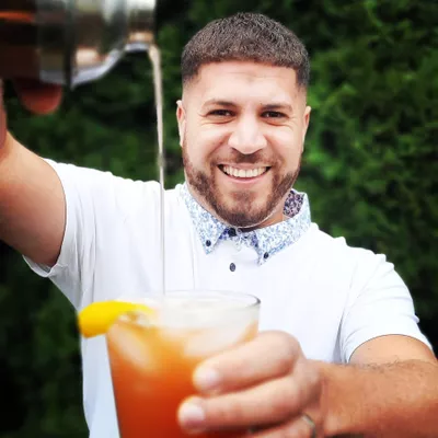 On The Rocks (Bartender - Servers - Photo Booth)