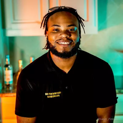 Distinguished Bartender Service