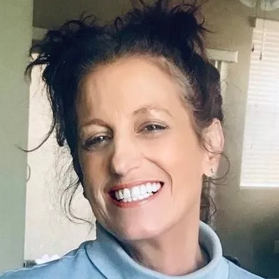 Wendi Champagne