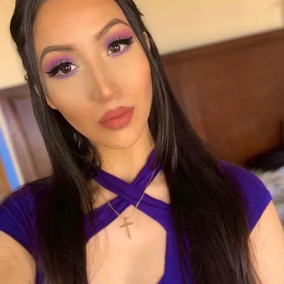 Makeup, Painting and Cleaning by Nikole