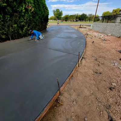 Leon Concrete LLC