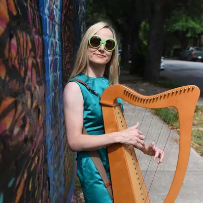 Sara Shute Harpist