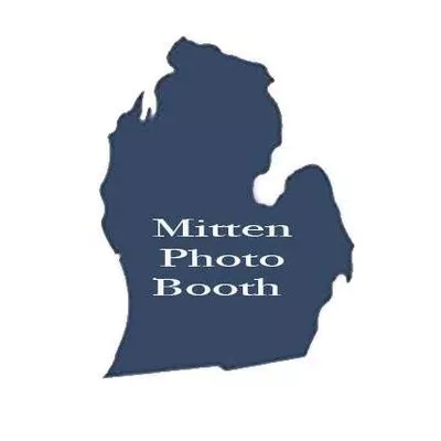 Mitten Photo Booth