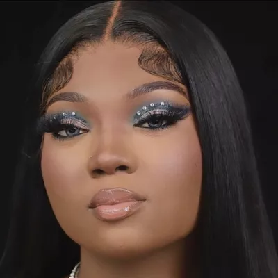 Kiya Thee (414 )Goated Mua “Makeup Artist”