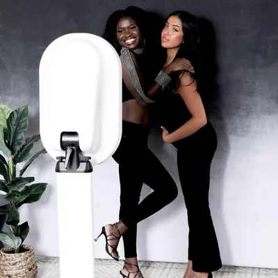 Affordable Photobooths