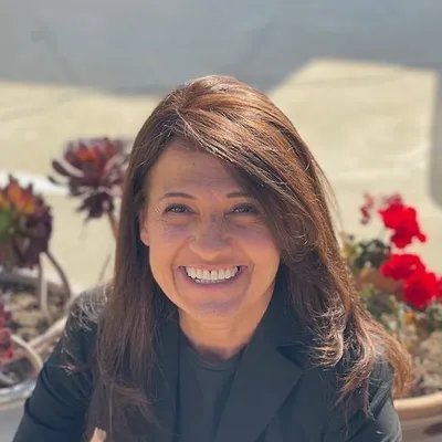 Helen Karayan