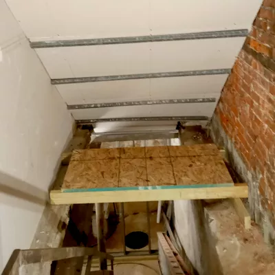 Dg Thompson contractors