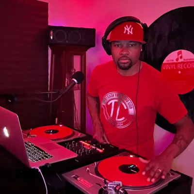 DJ CASH
