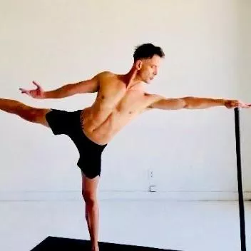 Zsolt's ZBarre Workout / Pilates