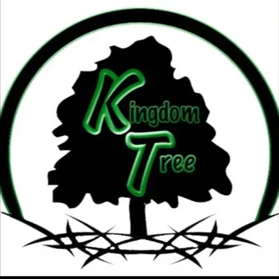 Kingdom Tree & Stump