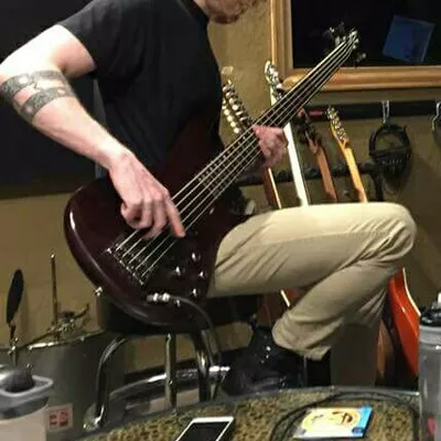 Zach Irish Guitar and Bass Lessons