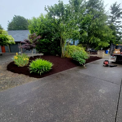 RCM LANDSCAPING LLC
