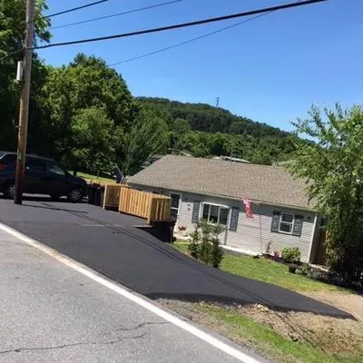 R. Stanley's Paving