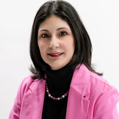 Jackie Condura-Online Personal Stylist
