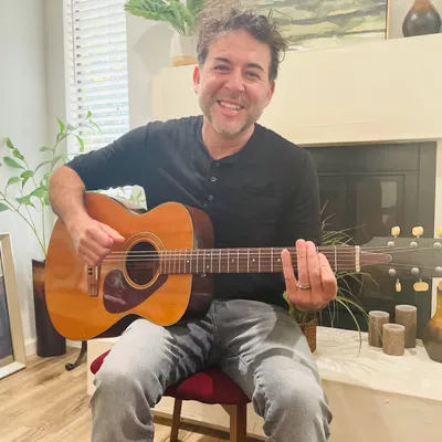 Danny’s (Online Only) Guitar Academy