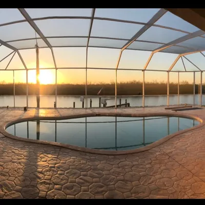 World Class Screens & Aluminum