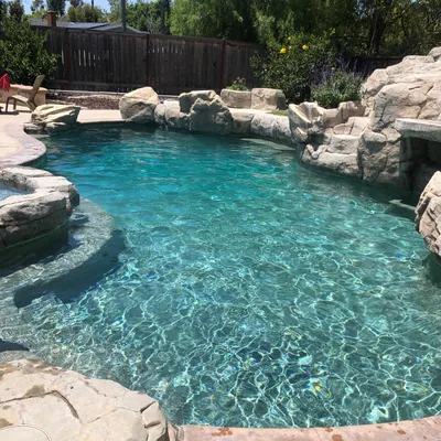 Ocean view pool service