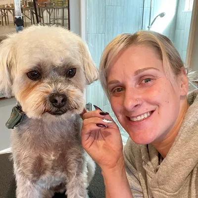 Grooming with Olia