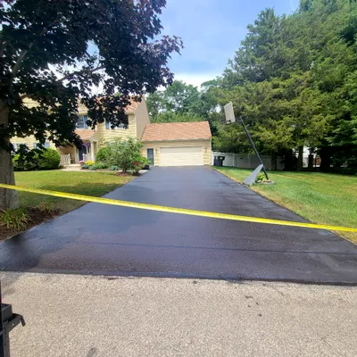 Quality Asphalt Sealcoating