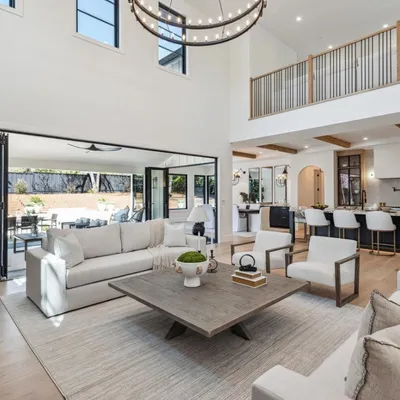 Modish Interiors