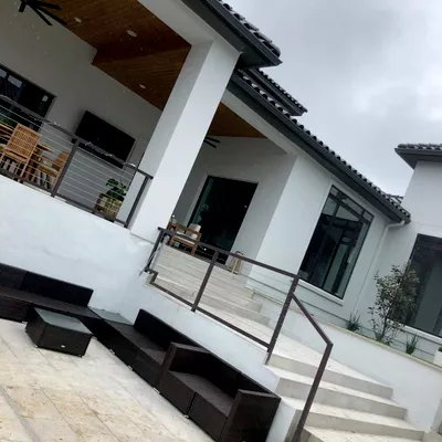 Hector's Seamless Rain Gutters