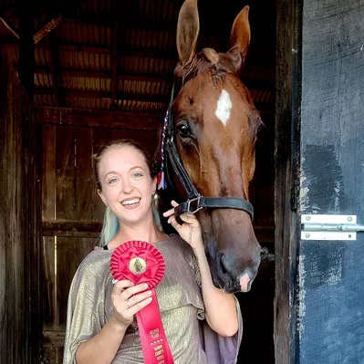 Mindy Greenwell Pet & Farm Sitting