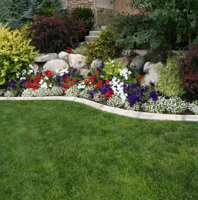 Moe’s landscaping & Design
