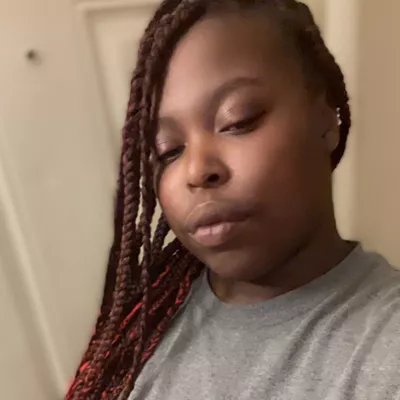 Shakira burks