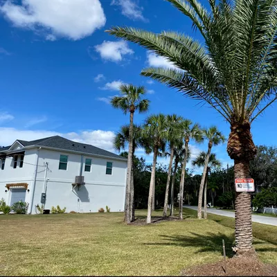 4 seasons roofing and lawn care