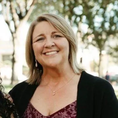 Stephanie Hooks - Home, Life, & Organizing Coach