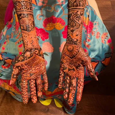 Henna Gal