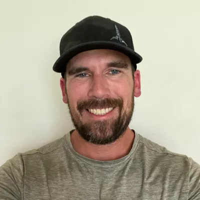 Sevenhens LLC