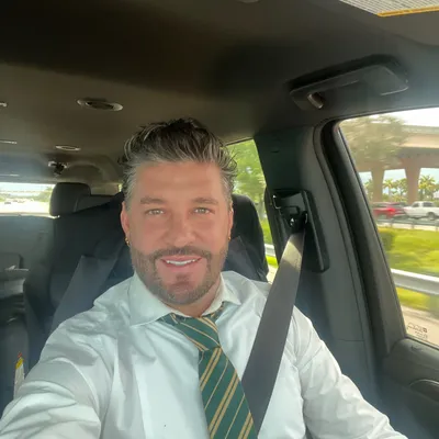Mel’s Chauffeur