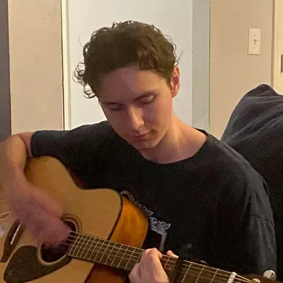 Chords & Strums: Beginner Guitar Lessons