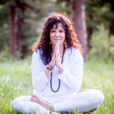 Lisa Marie Psychic Medium