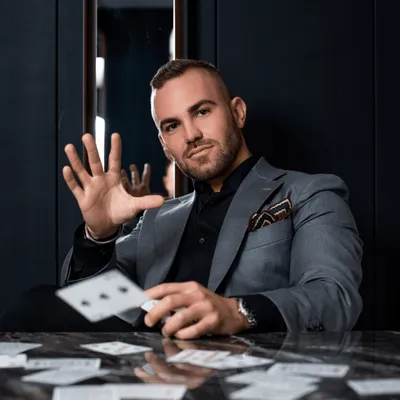 Matteo Cammisa – Luxury Magic