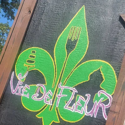 Vie de Fleur Llc