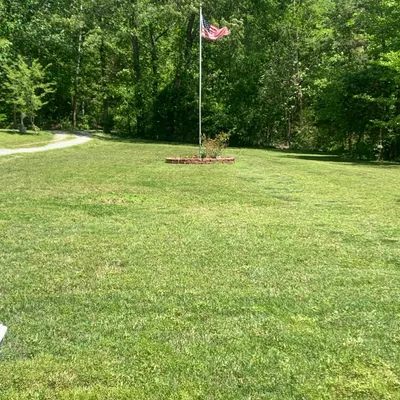 R&J LAWN SERVICE
