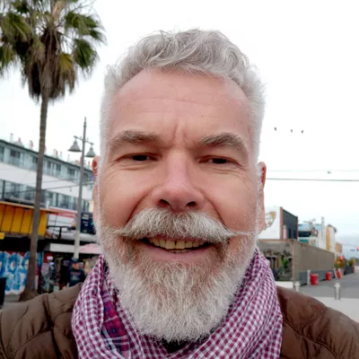 Vik Mahon