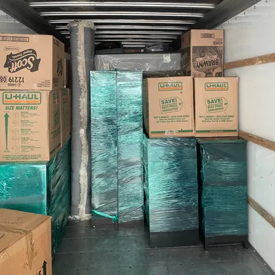 Mad man movers