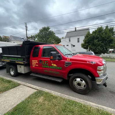 LG Lawn Service and Construction
