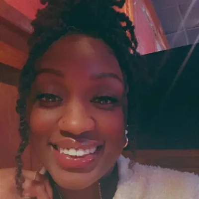 Niq Symone
