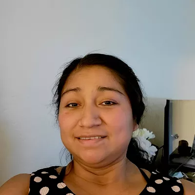 Elizabeth De Leon