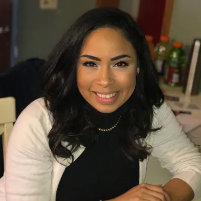 Vee's Clean Living