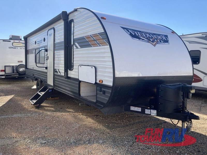 2021 Forest River Forest River RV Wildwood X-Lite 261BHXL 28ft for Sale