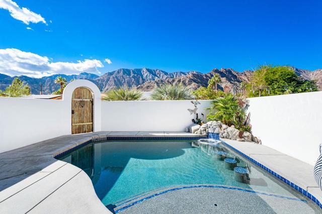 52580 Avenida Alvarado, La Quinta CA 92253 for Sale