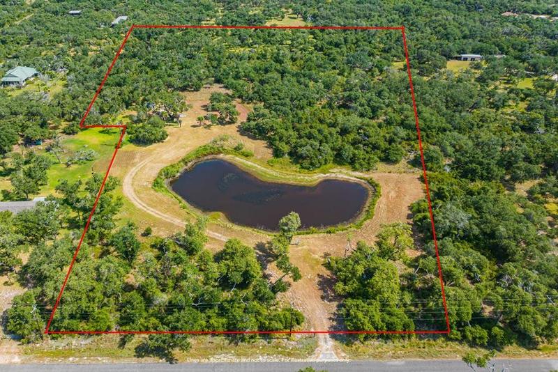 1515 Eighth St, ROCKPORT, TX 78382 for Sale